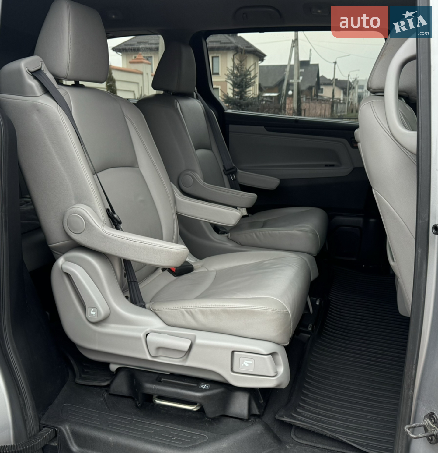 2017 Honda Odyssey - мініатюра 76