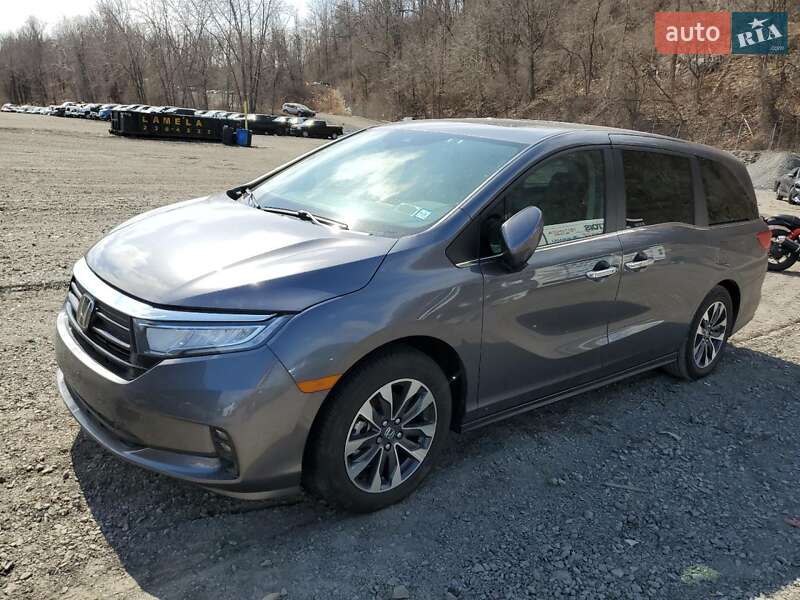 Минивэн Honda Odyssey 2024 в 