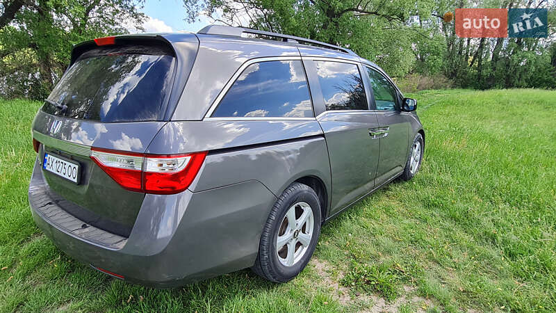 Минивэн Honda Odyssey 2011 в Харькове