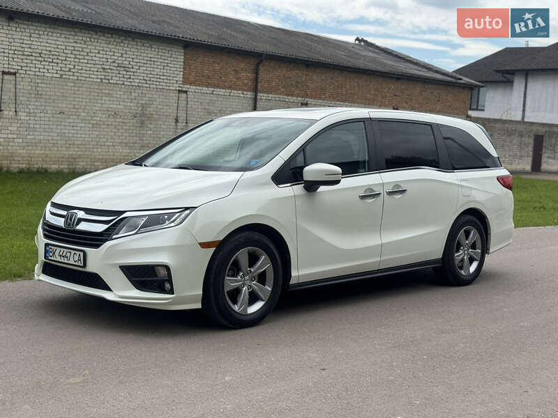 Минивэн Honda Odyssey 2018 в Ровно