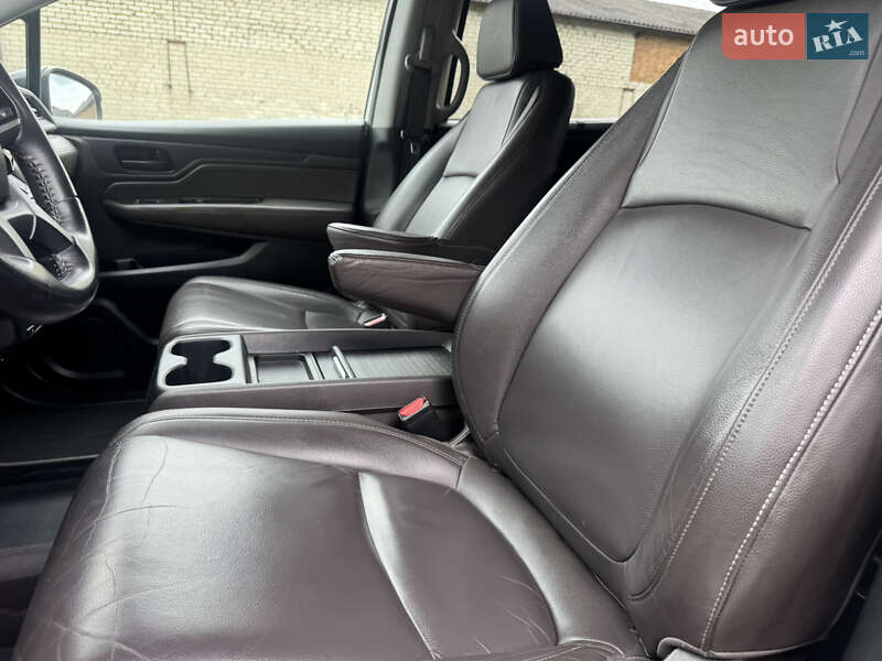 Минивэн Honda Odyssey 2018 в Ровно