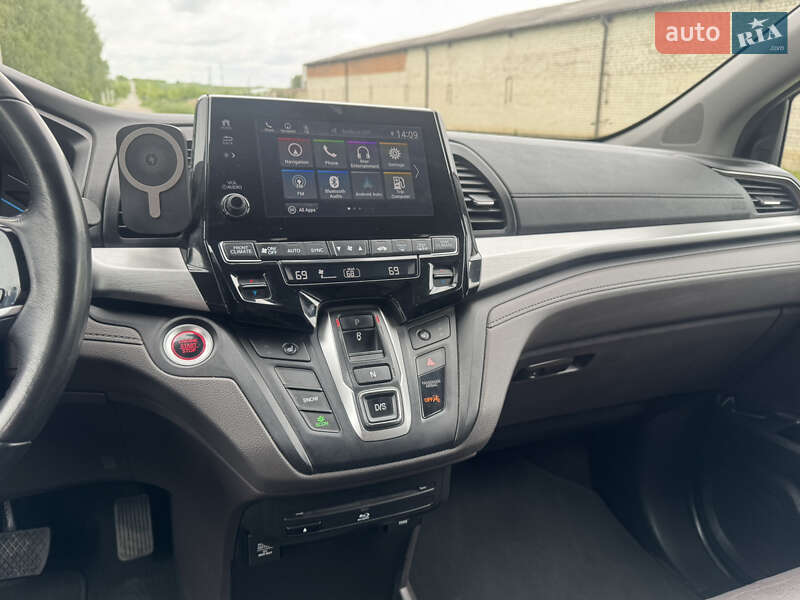 Минивэн Honda Odyssey 2018 в Ровно