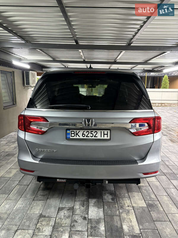 Мінівен Honda Odyssey 2017 в Сарнах