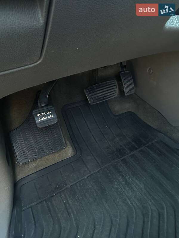 Минивэн Honda Odyssey 2016 в Броварах