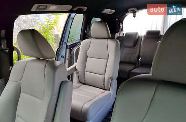 Минивэн Honda Odyssey 2013 в 