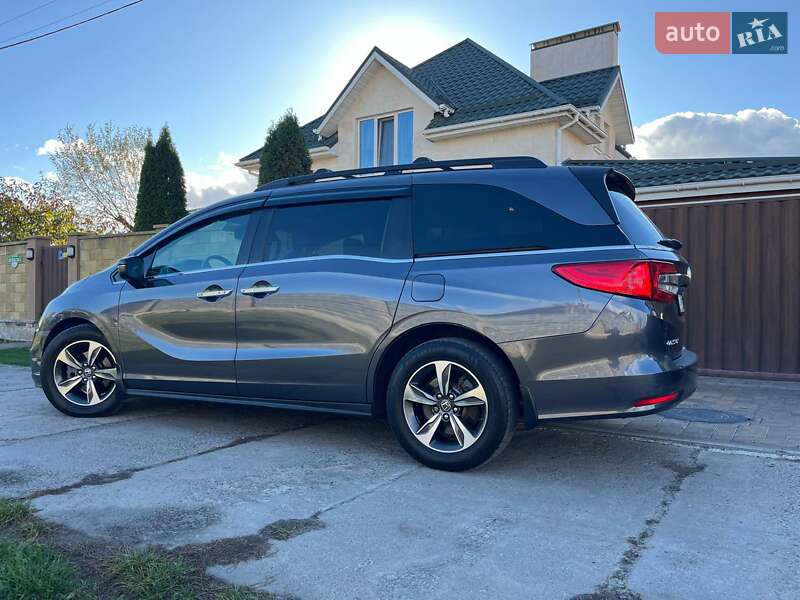 Минивэн Honda Odyssey 2017 в Киеве фото 2 Минивэн Honda Odyssey 2017 в Киеве
