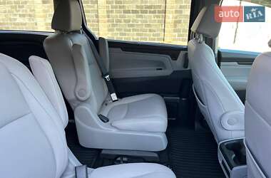 Мінівен Honda Odyssey 2017 в Києві