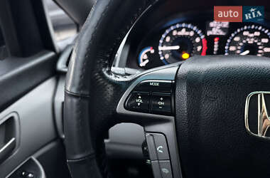 Минивэн Honda Odyssey 2013 в 