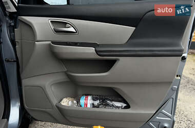 Минивэн Honda Odyssey 2013 в 