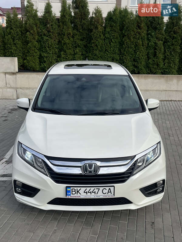 Минивэн Honda Odyssey 2018 в Ровно фото 2 Минивэн Honda Odyssey 2018 в Ровно