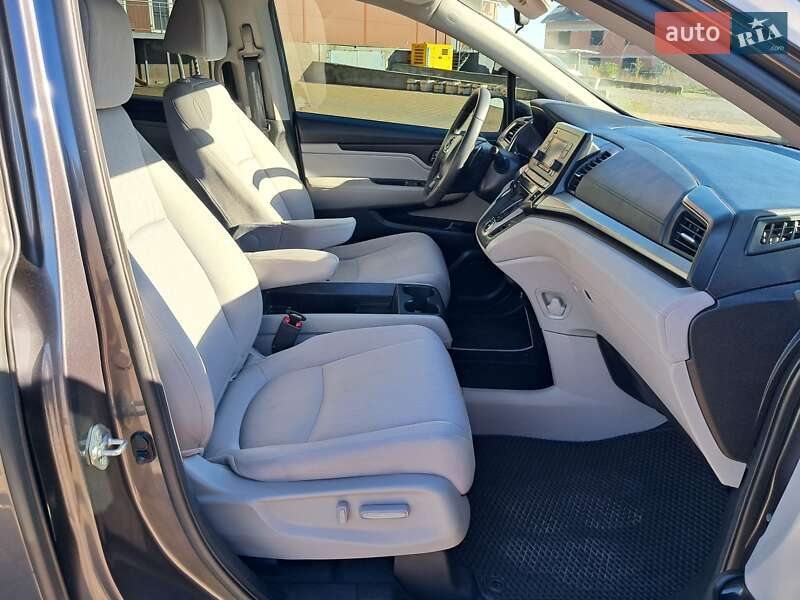Минивэн Honda Odyssey 2019 в Гайсине фото 36 Минивэн Honda Odyssey 2019 в Гайсине