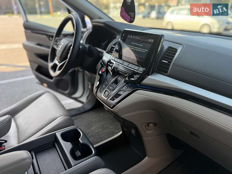 Минивэн Honda Odyssey 2022 в Днепре фото 39 Минивэн Honda Odyssey 2022 в Днепре