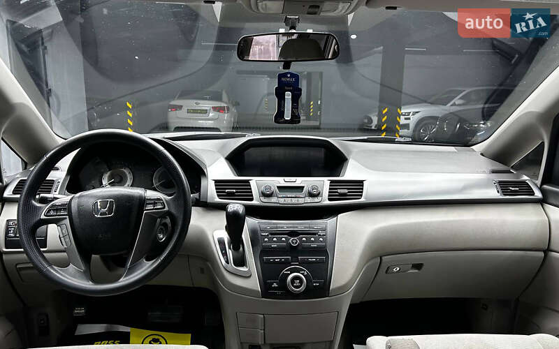 Минивэн Honda Odyssey 2012 в Черновцах