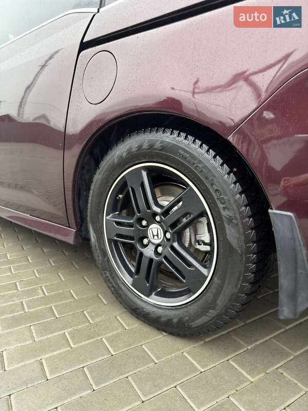Мінівен Honda Odyssey 2012 в Хусті