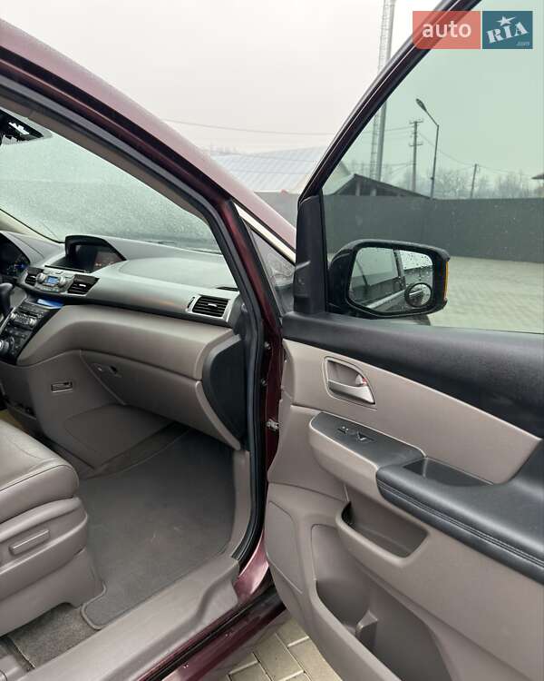 Мінівен Honda Odyssey 2012 в Хусті