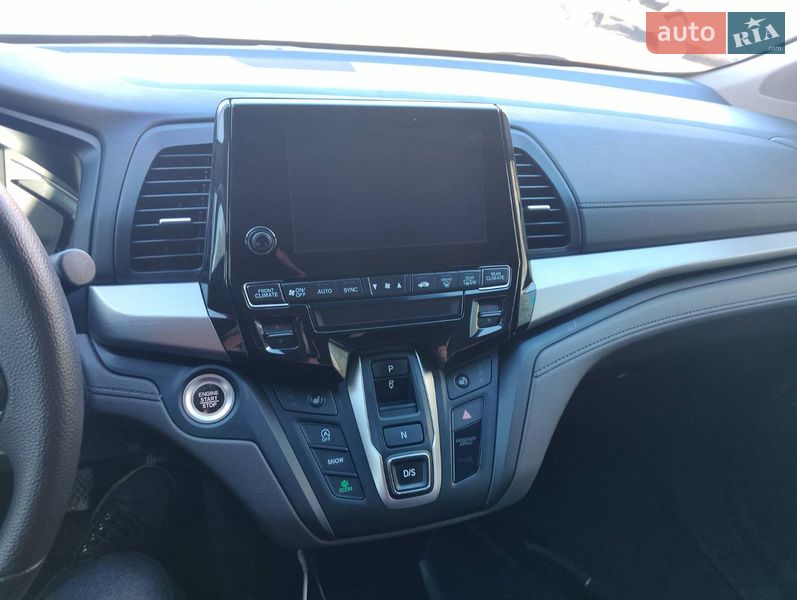 Минивэн Honda Odyssey 2019 в Киеве