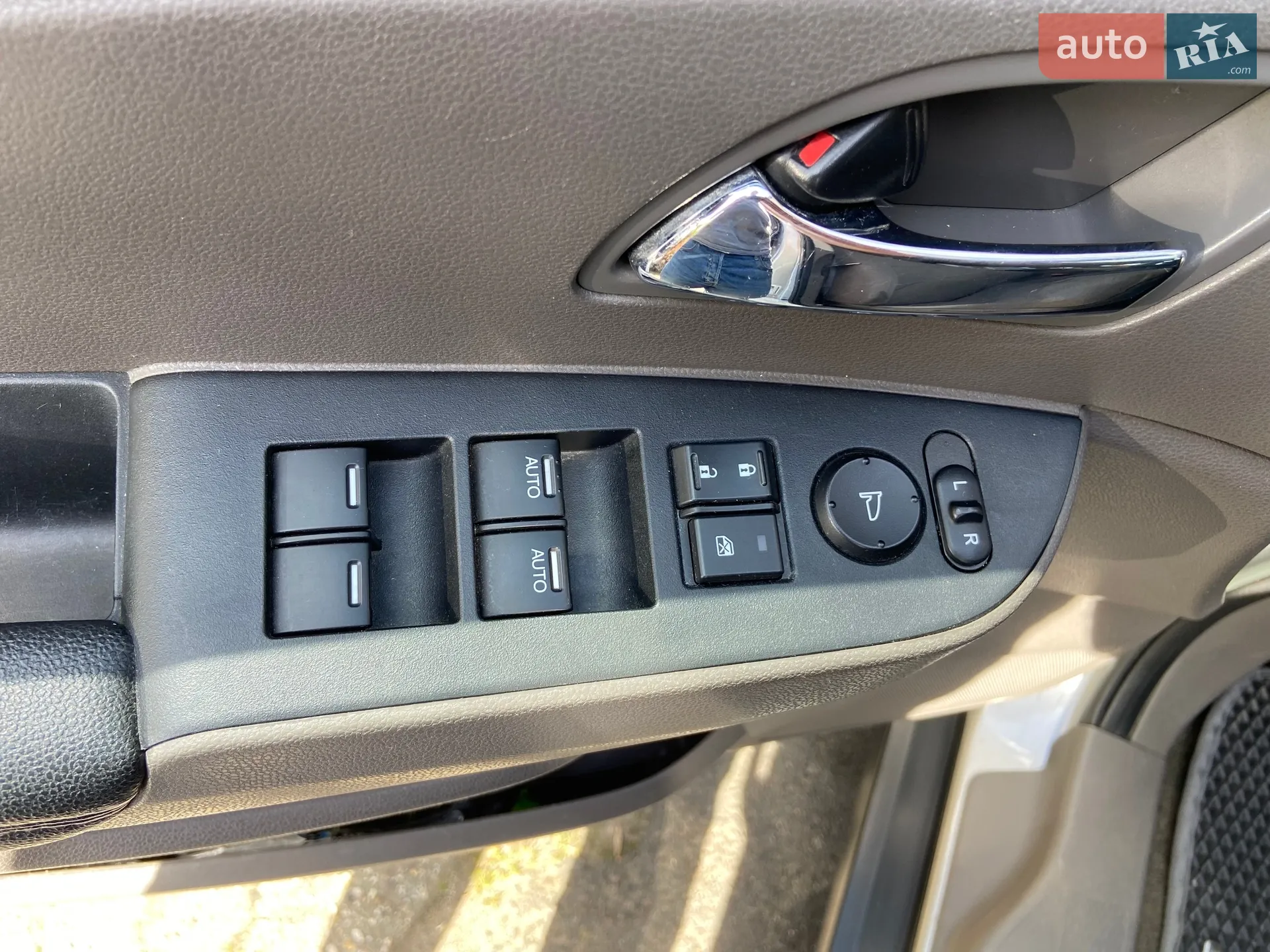 2015 Honda Odyssey - мініатюра 13