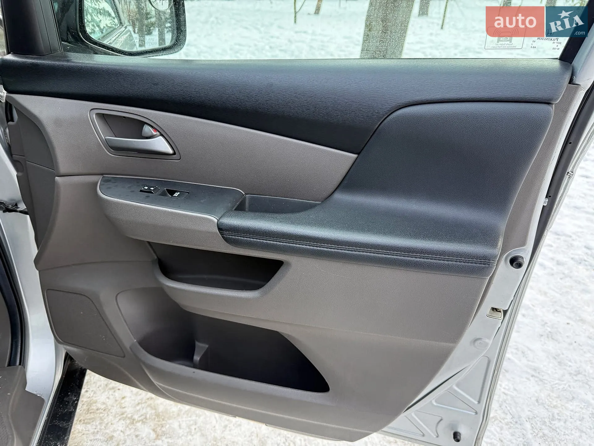 2011 Honda Odyssey - мініатюра 20