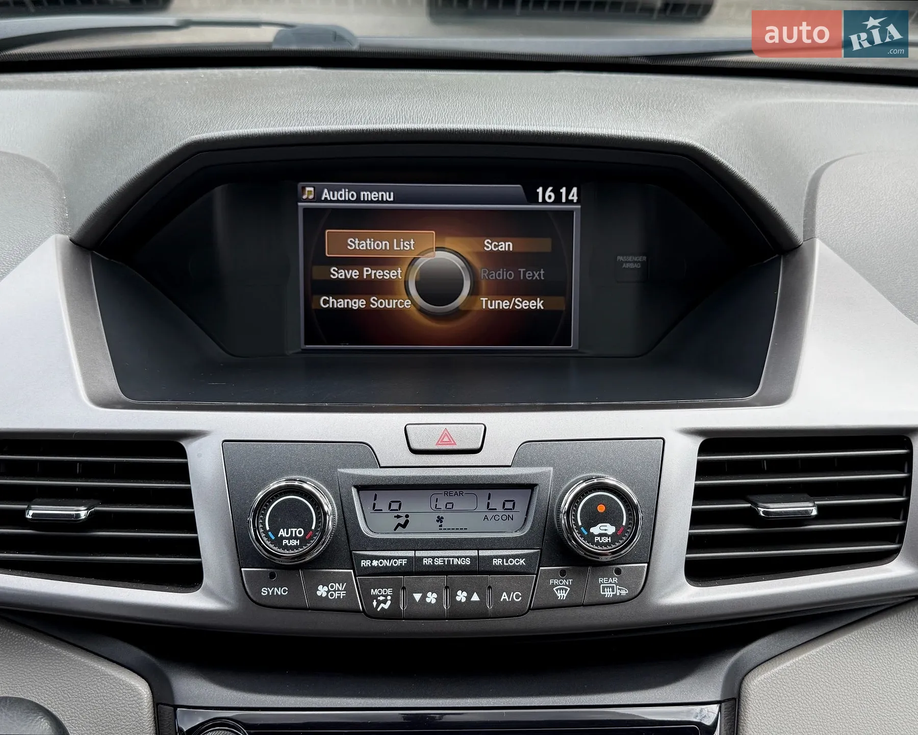 2015 Honda Odyssey - мініатюра 30