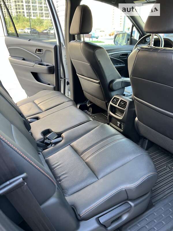 Внедорожник / Кроссовер Honda Passport 2022 в Киеве