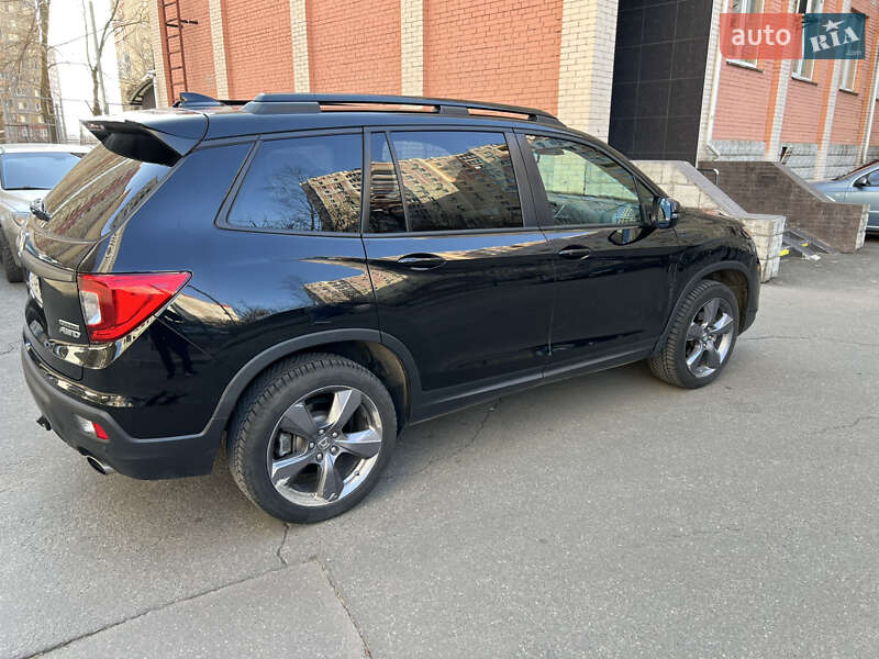 Внедорожник / Кроссовер Honda Passport 2019 в Киеве