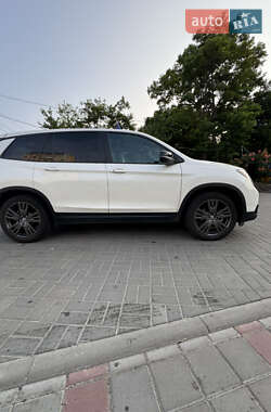 Внедорожник / Кроссовер Honda Passport 2019 в 
