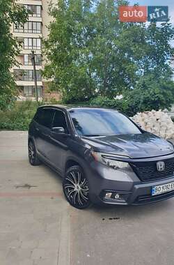 Внедорожник / Кроссовер Honda Passport 2019 в 