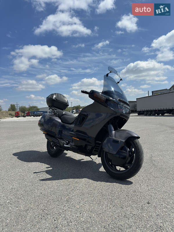 Мотоцикл Туризм Honda PC 800 Pacific Coast 1990 в Днепре