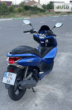 Скутер Honda PCX 125 2012 в Черноморске
