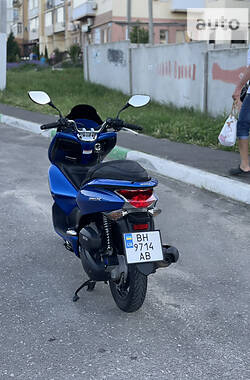 Скутер Honda PCX 125 2012 в Черноморске