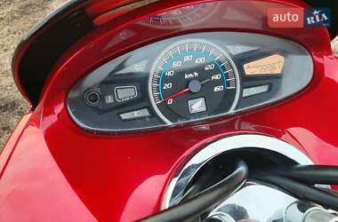 Макси-скутер Honda PCX 125 2012 в 