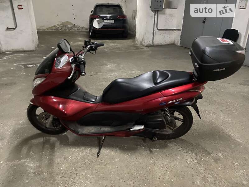 Мотороллер Honda PCX 125 2012 в Киеве