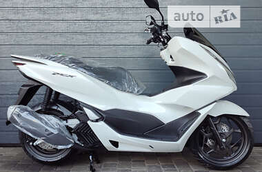 Макси-скутер Honda PCX 125 2023 в Белой Церкви