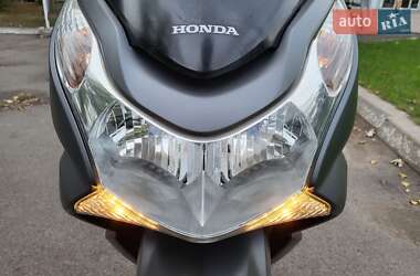 Макси-скутер Honda PCX 125 2014 в 