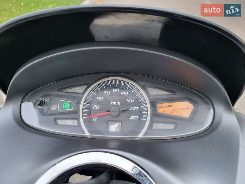 Макси-скутер Honda PCX 125 2014 в Бобровице