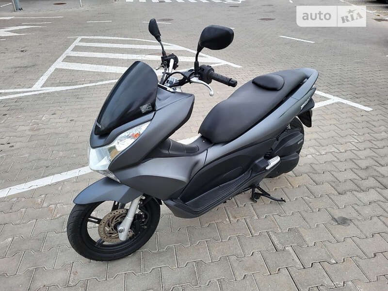 Максі-скутер Honda PCX 125 2014 в Козелеці