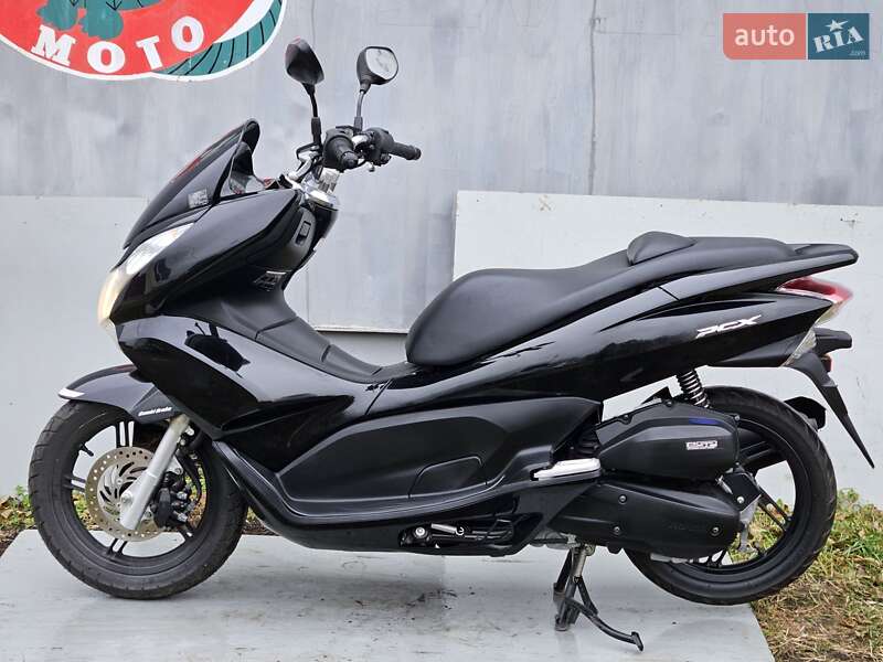 Макси-скутер Honda PCX 125 2014 в 