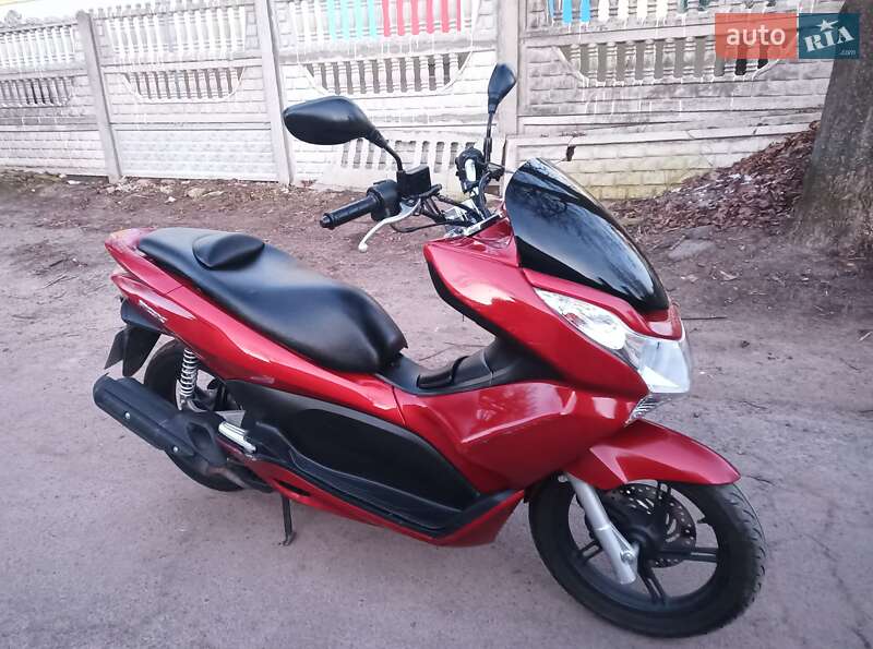 Макси-скутер Honda PCX 125 2014 в Житомире
