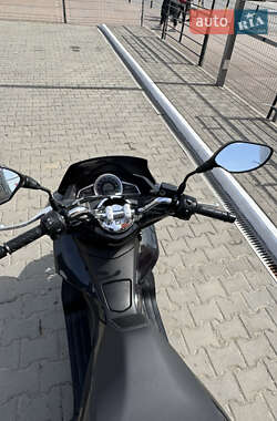 Мопеды Honda PCX 125 2014 в 