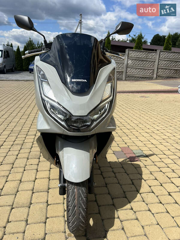 Honda PCX 125 2024