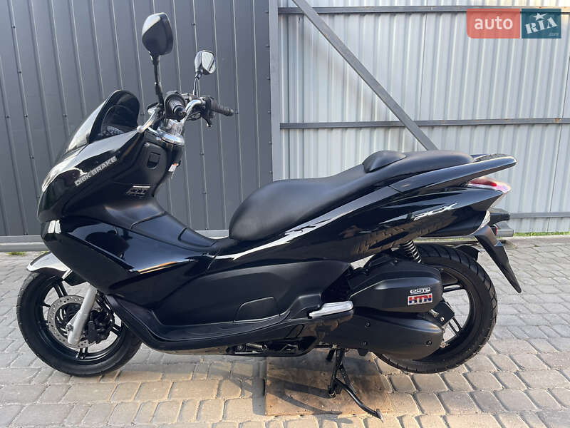 Скутер Honda PCX 125 2014 в Березному