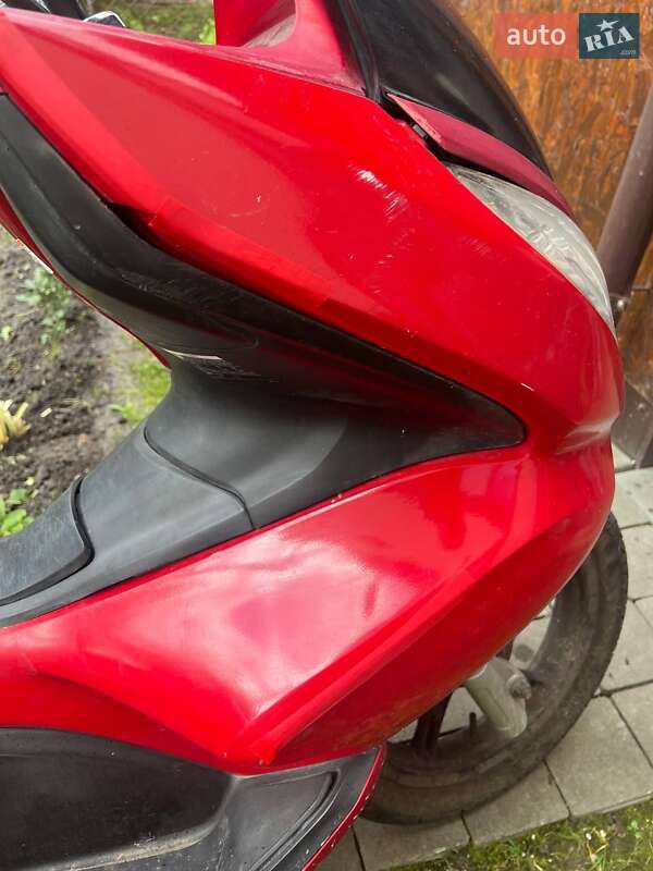 Максі-скутер Honda PCX 125 2010 в Львові фото 2 Максі-скутер Honda PCX 125 2010 в Львові