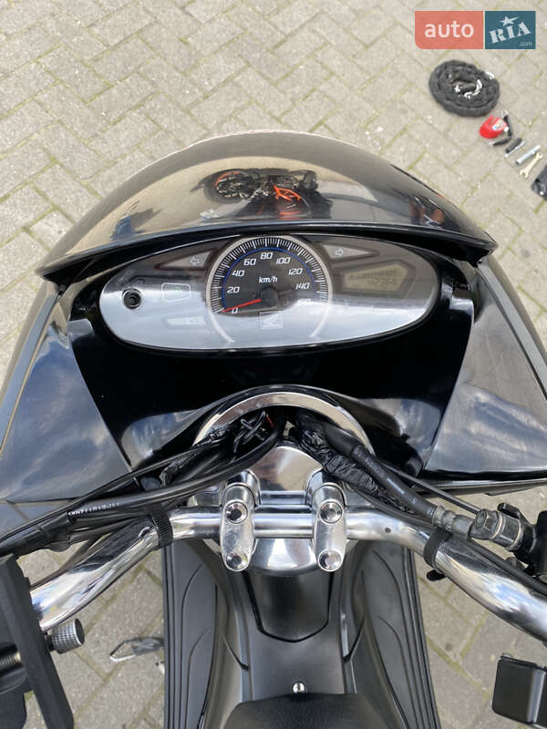 Скутер Honda PCX 150 2015 в Харькове фото 4 Скутер Honda PCX 150 2015 в Харькове