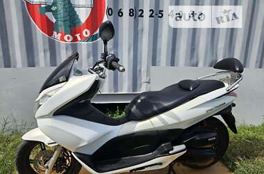 Макси-скутер Honda PCX 150 2014 в 