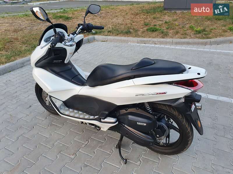 Макси-скутер Honda PCX 150 2014 в Коропе