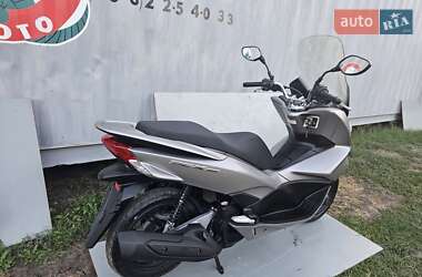 Макси-скутер Honda PCX 150 2014 в 