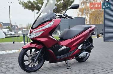 Макси-скутер Honda PCX 150 2019 в 
