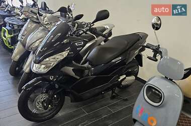 Скутер Honda PCX 150 2015 в 