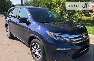 Внедорожник / Кроссовер Honda Pilot 2016 в Киеве