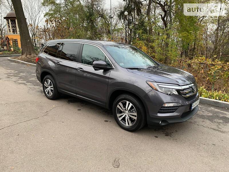 Внедорожник / Кроссовер Honda Pilot 2018 в Киеве
